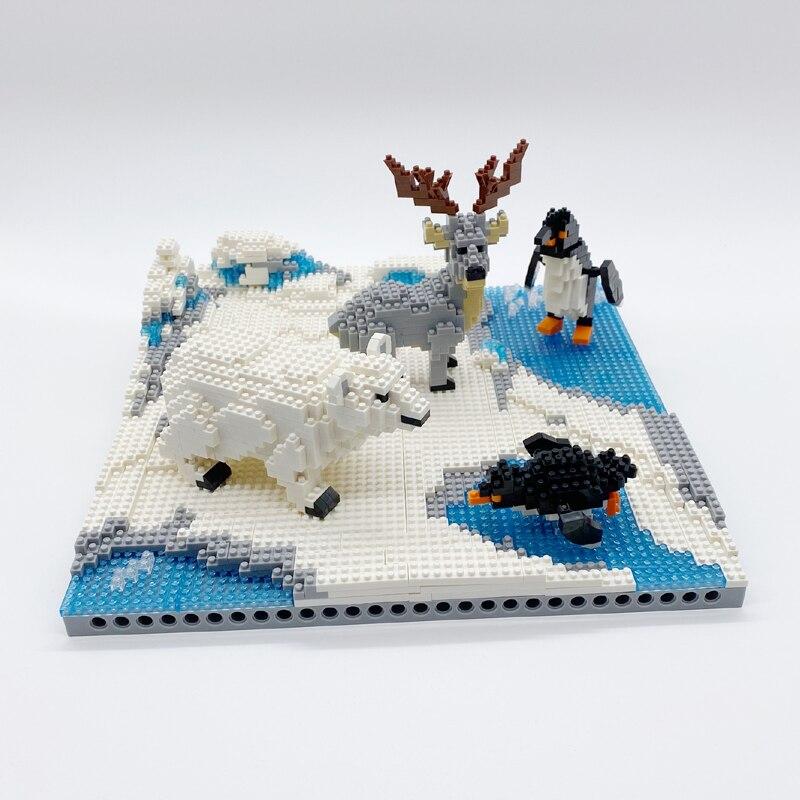 Pinguine, Rehe und Eisbären auf dem Eis Bausteinset