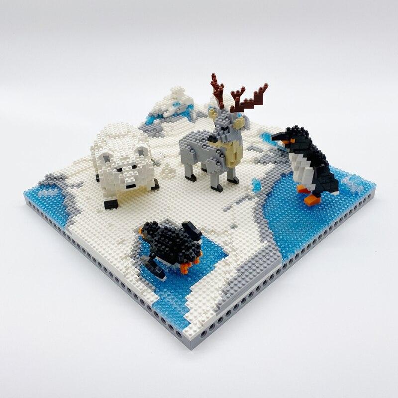 Pinguine, Rehe und Eisbären auf dem Eis Bausteinset