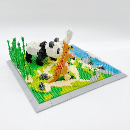 Panda, Känguru und Alpaka auf dem Gras Bausteinset