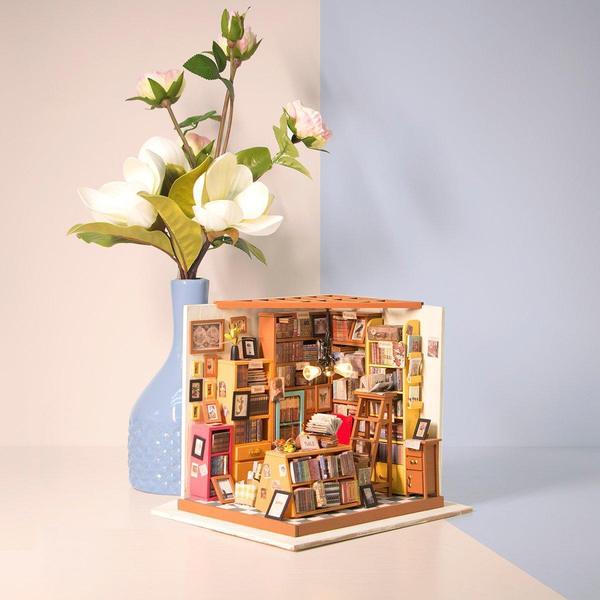 Studierzimmer Holzbausatz
